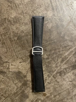 Подлинный Cartier 23 мм черный кожаный ремень KD6YJ382 и 18 мм стальной складной застежки - Изображение 1 из 4