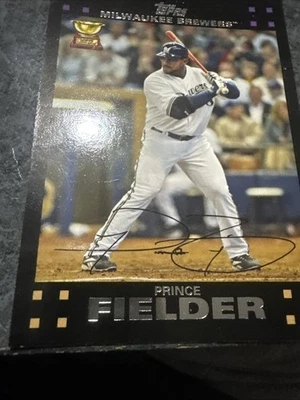 2007 Topps - Prince Fielder #139 签名密尔沃基酿酒人亲笔签名签名 — 第 1/4 张图片