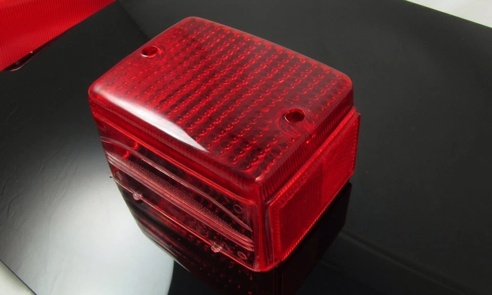 Tail light Lens for Yamaha SR185 SR250 SR500 SRX250T SRX600S - Imagem 1 de 2