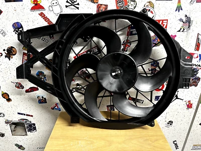 Conjunto de ventilador de refrigeración del radiador para Ford Mustang 98-00 4,6 L 620500 Foto 1 de 4