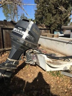 Suzuki DT 1997 200 HP MOTOR FUERABORDA Foto 1 de 4