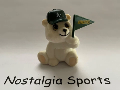 Vintage 80's OAKLAND A's ATHLETICS RUSS Mini BEAR w/Flag FIGURINE NEW Old Stock Cover