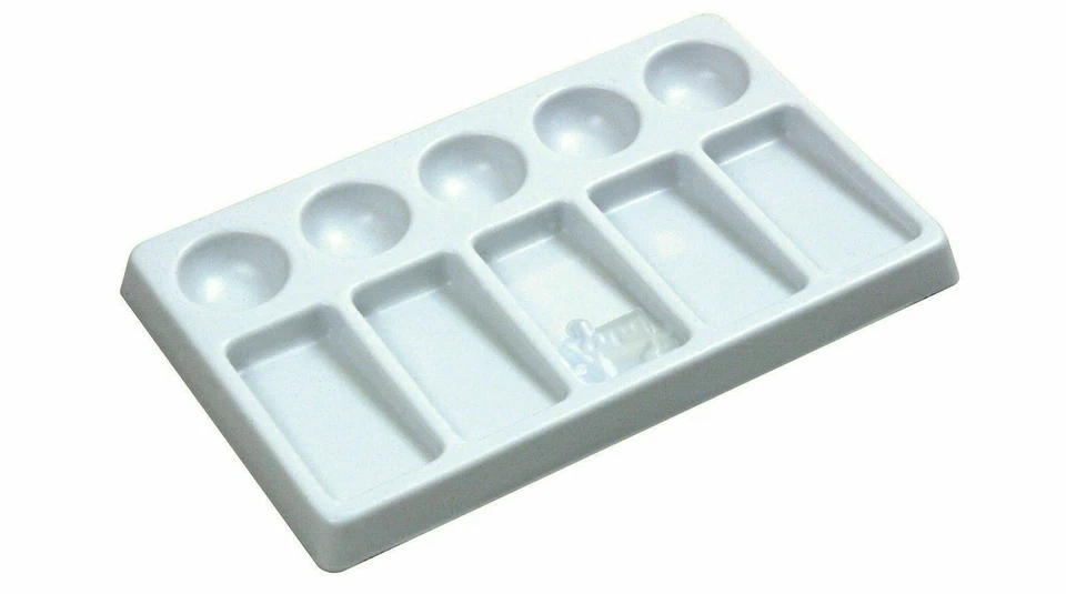 Jakar Plastic Slantwell Mixing Palette for Watercolours, Gouache, Inks - 6604 - Image 1 of 1