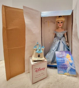 Messing Schlüssel Andenken Disney 15" Aschenputtel Porzellan Puppe mit Musikschloss funktioniert - Bild 1 von 12