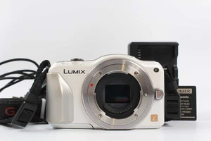 Panasonic LUMIX DMC-GF5 12.1MP Mirrorless Camera From Japan Used - Picture 1 of 6