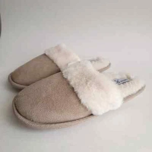Chinese Laundry Vegan Faux Fur Slides Slippers Women's Size XS/S Beige Comfy - Picture 1 of 11