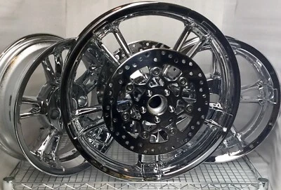 Harley Trike Tri glide FREEWHEELER FLRT Chrome Wheels & BEARING 2014-23 OUTRIGHT - Image 1 of 4