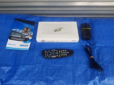 DECODER SKY HD + digital key x SCHEDE SKY Q SATELLITE VISIONE HD tutte le schede - Immagine 1 di 4