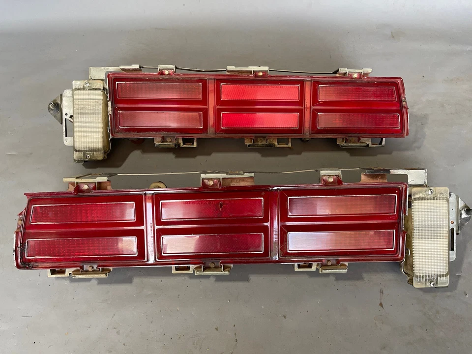 Chevy Caprice 1977 1978 1979 luz trasera lente lámpara carcasas lámpara trasera equipo original Foto 1 de 4