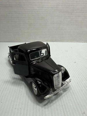 Винтажный 1937 Ford пикап масштаб 1:24 металлический литой автомобиль грузовик #68061 черный - Изображение 1 из 4