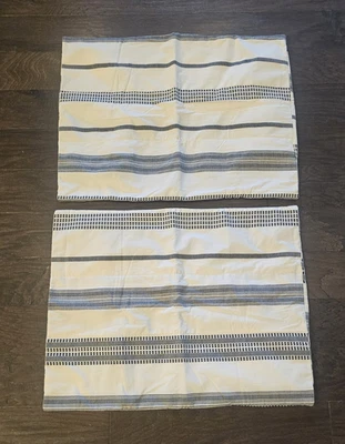 Fundas de almohada casi nuevas gris blanco a rayas estándar 26 x 20 Beddy's Bed-Ease Foto 1 de 4