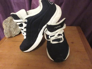 Damen NEU Ryka marineblau mit weißem Nitracel Canvas Wanderschuhe Größe 7W - Bild 1 von 5