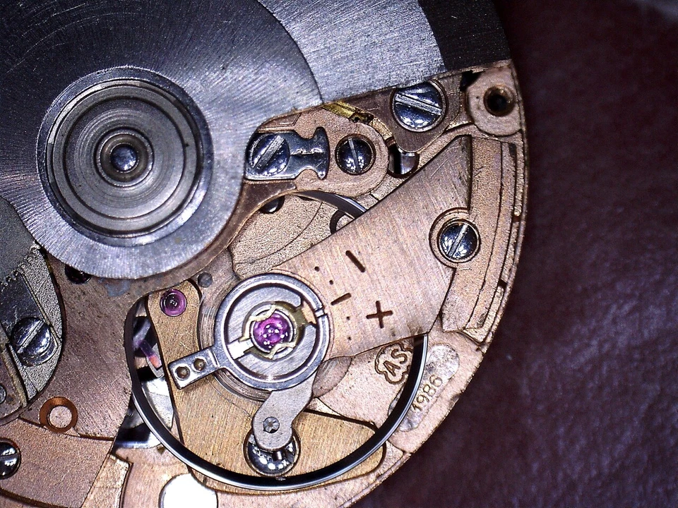  A.Schild AS 1986 pièces de mouvement de montre automatique. Menu déroulant d'occasion/neuf - Photo 1/1