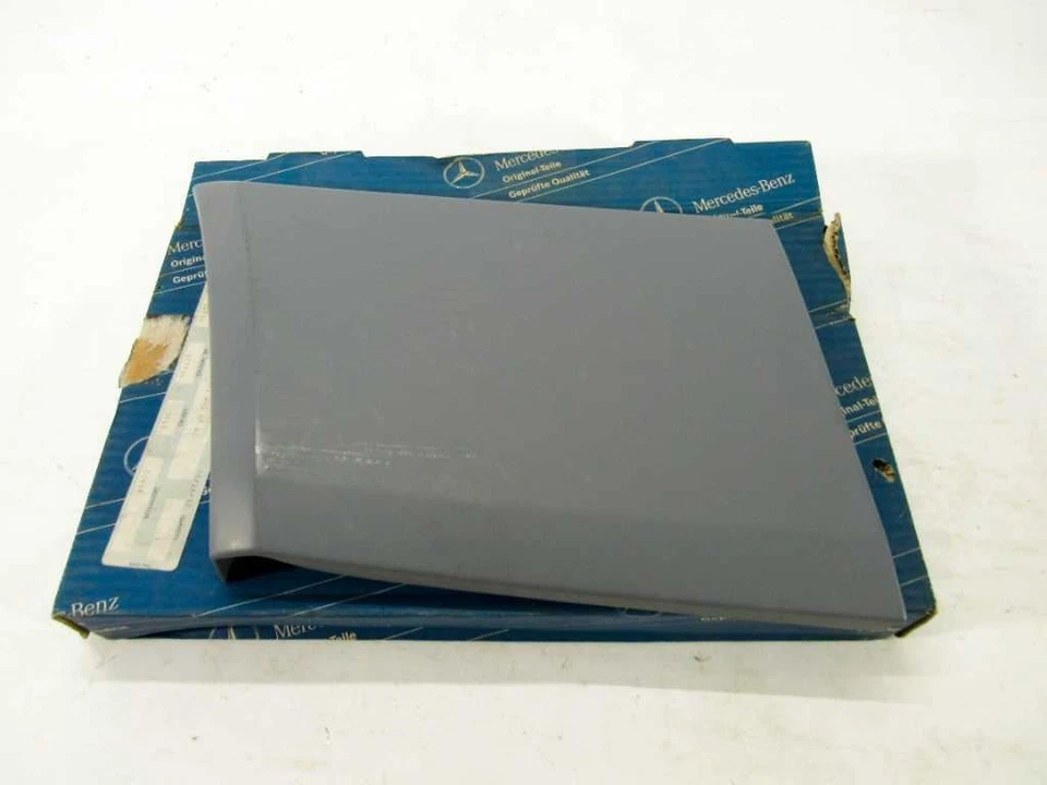 84-93 Mercedes W201 190D 190E Front Left Lower Fender Trim Panel 2016906740 - Image 1 of 4