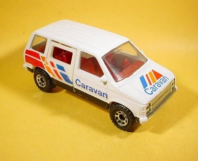 MATCHBOX BLANCO DODGE CARAVAN MB68-E9 SUELTO Foto 1 de 2