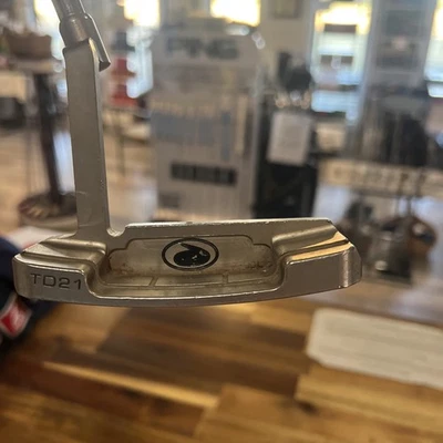 Teardrop Roll Face TD 21 Putter 35 Inches Original Super Stroke Grip Very Nice - Image 1 of 4