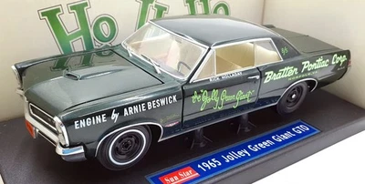 Sun Star escala 1/18 1810 - 1965 Pontiac GTO Rick Halliday's Jolly Green Giant - Imagem 1 de 4