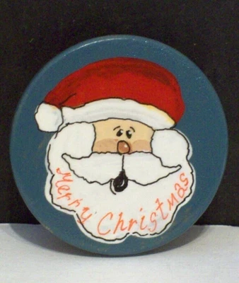 Broche de madera firmado vintage LRS 2001 Pin Feliz Navidad Pintado a mano Cara de Papá Noel Foto 1 de 4