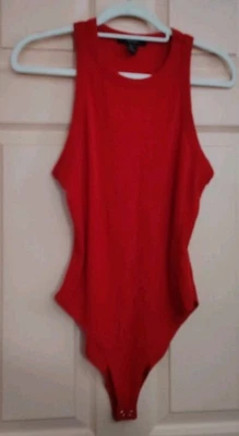 Forever21 Rojo Grande Poliéster - Rayón Manga Corta Body Traje Foto 1 de 4