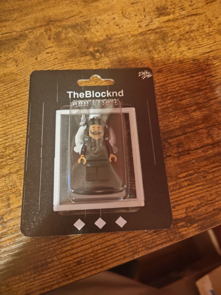 Minifigura de la trilogía The Canvas Don The Weeknd Foto 1 de 2