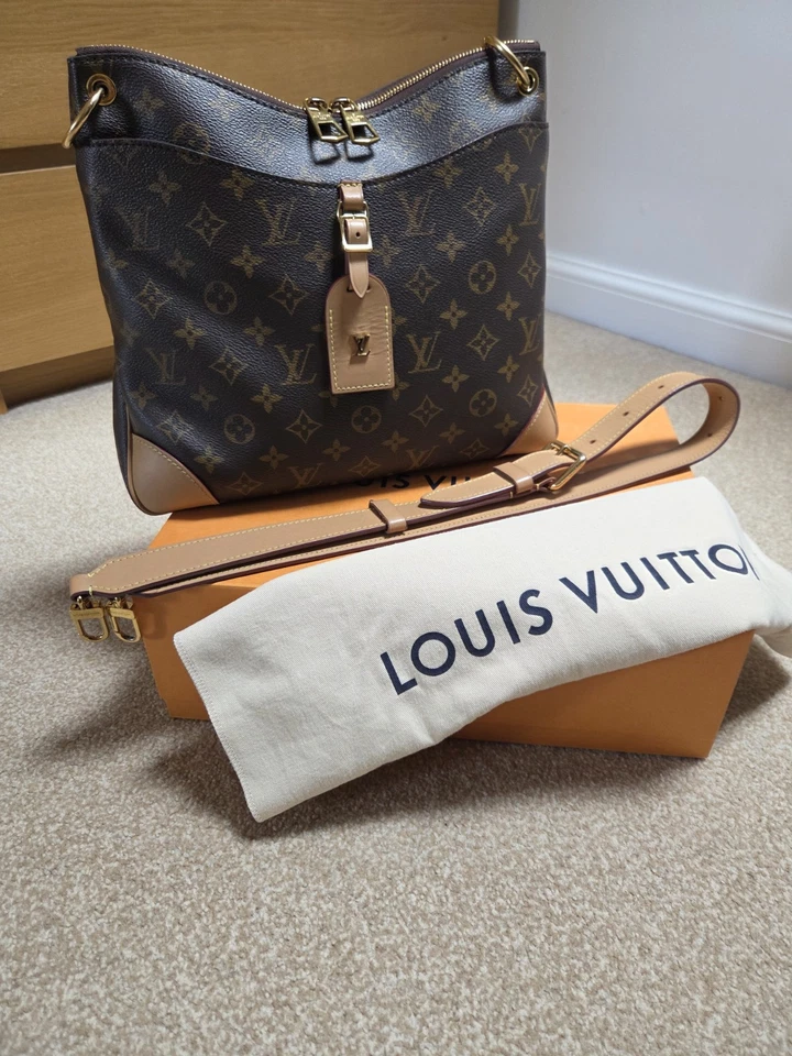 Louis Vuitton Odeon Crossbody MM Brown Canvas - Excellent Condition - Image 1 of 4