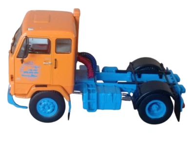 MINIATURA DEL CAMION CITERNA VOLVO F88 DEUTRANS 1/43 - Imagen 1 de 4