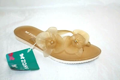 ZAXY 90169 GOLD 17488 ICE II WOMEN'S SANDAL SIZE 6 FLORAL APPLIQUES - Image 1 of 4