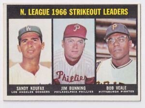 1967 Topps Sandy Koufax/Jim Bunning/Bob Veale Dodgers de Los Angeles/Philadelphie