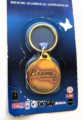 VINTAGE WINCRAFT SPORTS KEYCHAIN KEY RING ATLANTA BRAVES BASEBALL NOS - Image 1 of 2