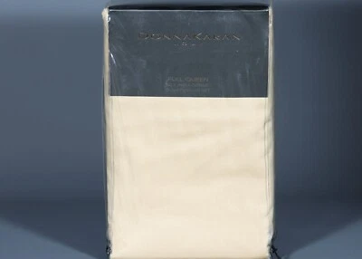 DONNA KARAN HOME GOLD Silk Indulgent Cotton FULL/QUEEN Duvet Set - Image 1 of 2