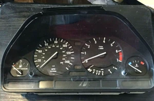 BMW GENUINE SPEEDOMETER CLUSTER 62111390082 - Picture 1 of 3