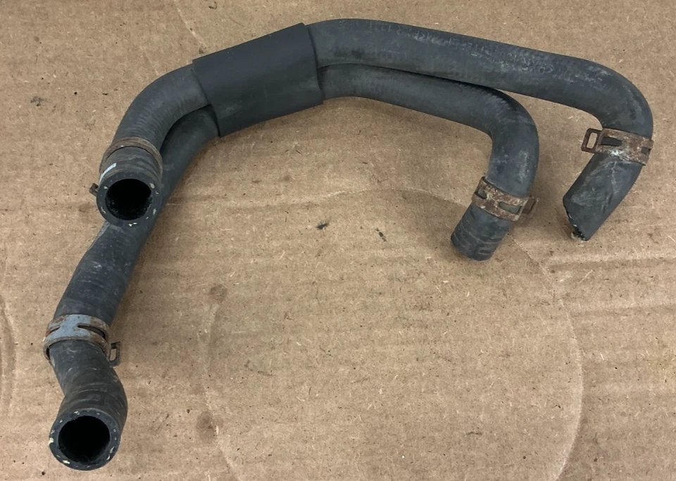 Audi A5 Quattro 2013-2016 tubo de refrigerante de agua/manguera 8K0819337A fabricante de equipos originales Foto 1 de 4