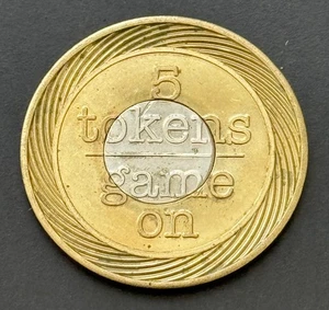 Peter Piper Pizza 5 Tokens Game on Chuck E Cheese Related Token - Picture 1 of 2