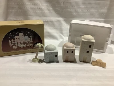 Precious Moments~Nativity Buildings & Palm Tree (4 Piece Set) 1982 E-2387~Enesco - Image 1 of 4