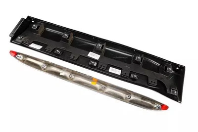 Moldura inferior puerta lateral del conductor imprimada GM 22985715 genuina Foto 1 de 4