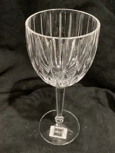 Copa de agua Mikasa Crystal Lexington Avenue patrón 8 3/4" nueva como nueva - Imagen 1 de 7