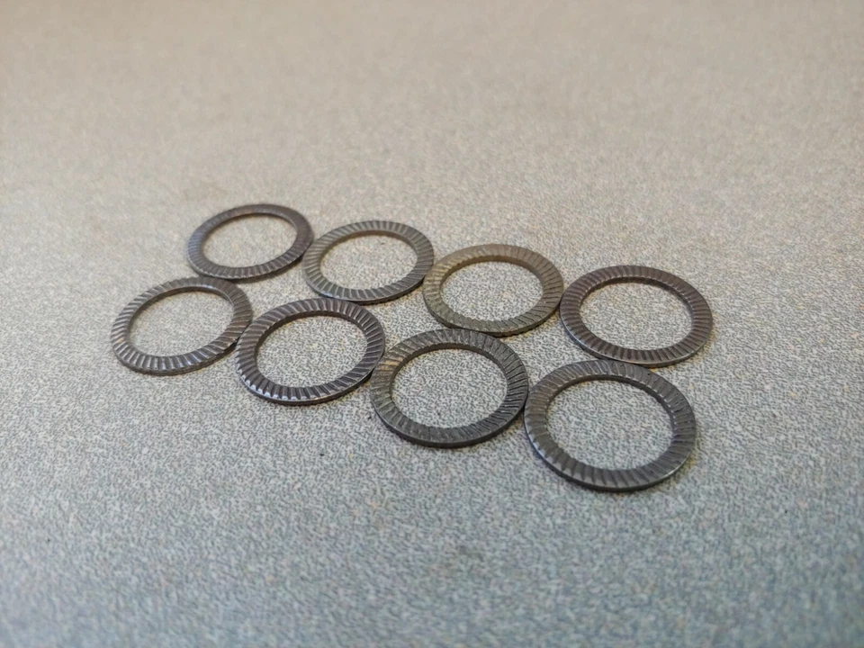 LOTE 8 ARANDELAS DE ANILLO DE BLOQUEO DENTADO ORIGINALES PORSCHE 356 356A 356B 356C 911 912 B12 Foto 1 de 3