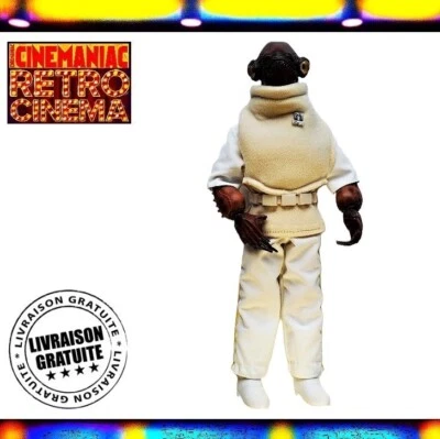 Star Wars Collector Series: Admiral Ackbar 12“ Action Figure: Kenner (1996) - Image 1 of 4