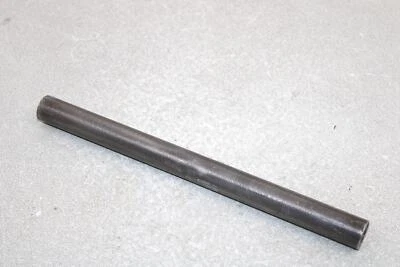 Eje de correa limitadora de suspensión trasera original Polaris OEM 5020868 Q1317 Foto 1 de 4