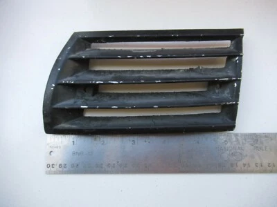 Porsche 911/912 ('69-'72) Horn Grille LEFT  90155943127    #22 Foto 1 de 4