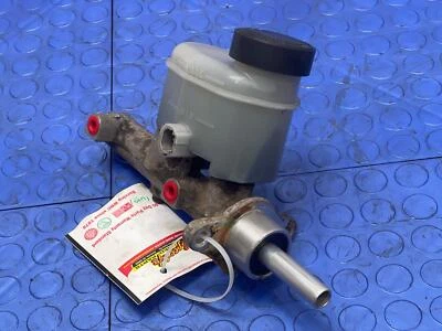 Conjunto de cilindro maestro de freno Toyota Tundra 2000-2003 genuino OEM 472010C012 Foto 1 de 4