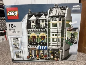 *BRAND NEW* Lego 10185 Modular House GREEN GROCER *RETIRED* *Box Damage* - Picture 1 of 13