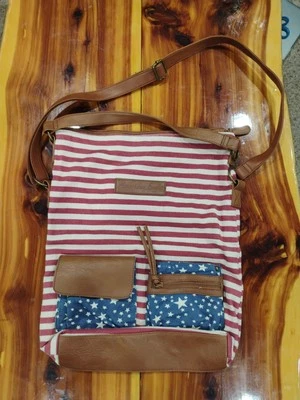 American Eagle Tote/Purse ~ Red, White and Blue ~ Brown Bottom And Handle ~ EUC - Image 1 of 4