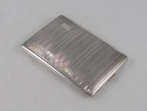 RAR Elegante Pitillera Art Decó Bauhaus Guillochedekor De 835er Plata - Imagen 1 de 24