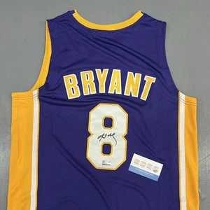 Kobe Bryant Signed LAKERS ‘01 Finals Jersey #8 Mamba Auto W/ COA + Hologram - Picture 1 of 8
