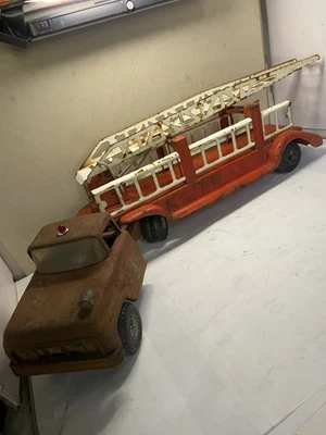 Vintage Buddy L  Fire Truck w/Extension Ladders And A Tonka Cab - Image 1 of 4