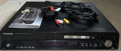 Sistema de cine en casa Samsung HT-X70 5 discos DVD con control remoto universal UltraPro HDMI. Foto 1 de 4