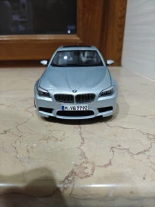 BMW M5 Paragon Model 1:18 - Foto 1 di 6