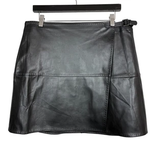 NEU! Max Studio London Vegan Leder Wickel Mini Rock Schwarz Freizeit Süß - XL - Bild 1 von 6