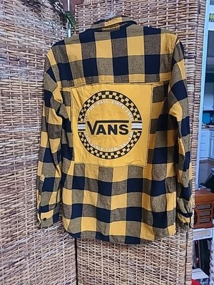 Patinador a Cuadros Boho Rock Hecho a Medida Furgonetas Franela Talla M Dorado y Negro SJ Creations Foto 1 de 4